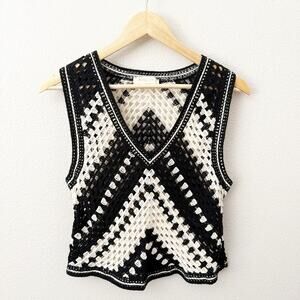 REBELLION AGAIN | Cream‎ ivory Black Sleeveless Sweater Vest Open Knit | Large